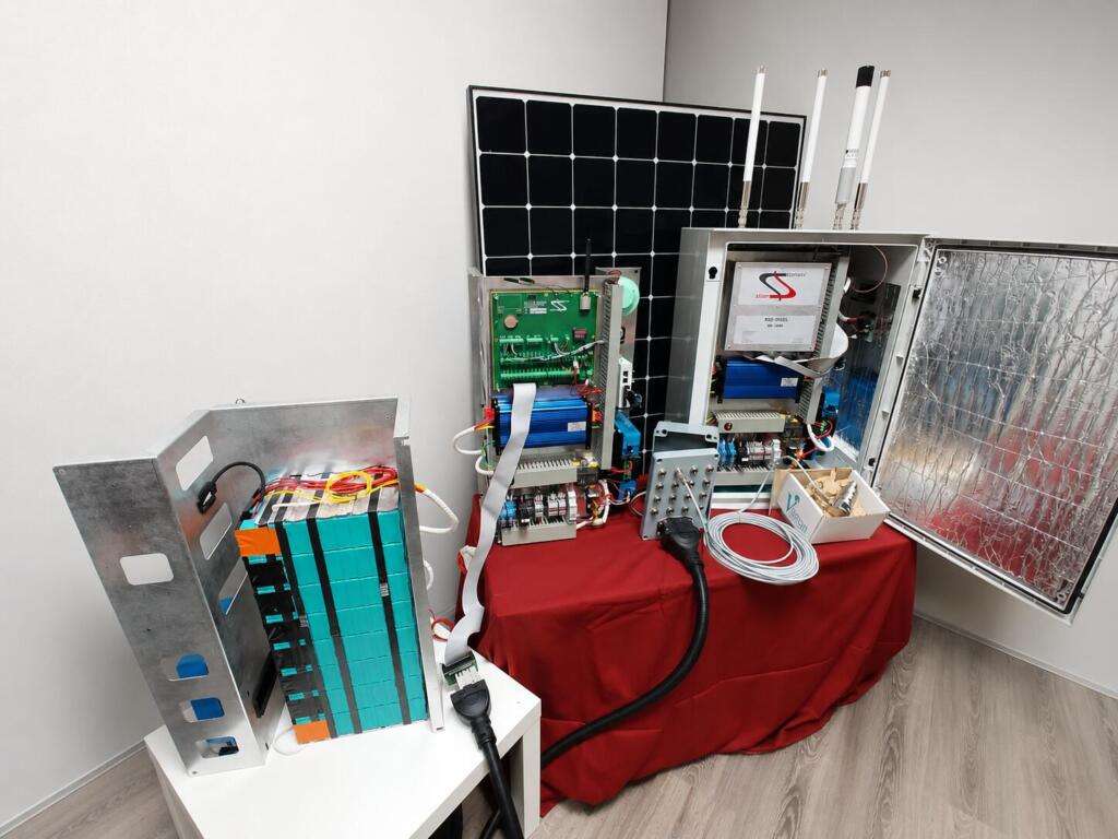 sistema di accumulo integrato nel quadro con la centralina di acquisizione dati Meteo.